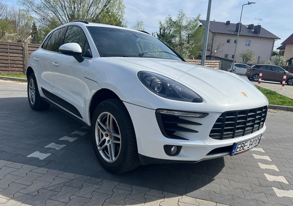 Porsche Macan cena 135000 przebieg: 121000, rok produkcji 2015 z Bełchatów małe 191